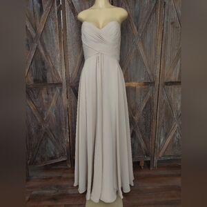 Allure Bridals Strapless, Chiffon Dress, Size 10 (US)